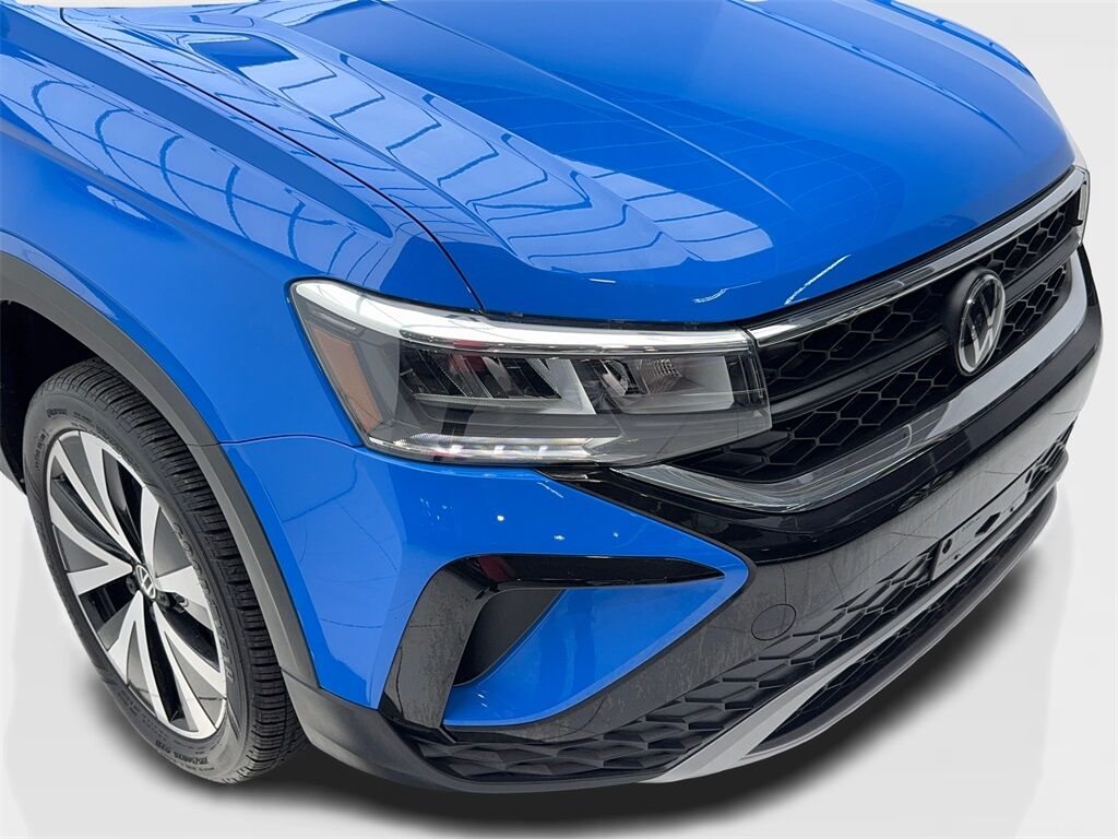 2023 Volkswagen Taos 1.5T SE CAM,PANO,HTD STS,BLIND SPOT,18&quot; WLS Plano TX