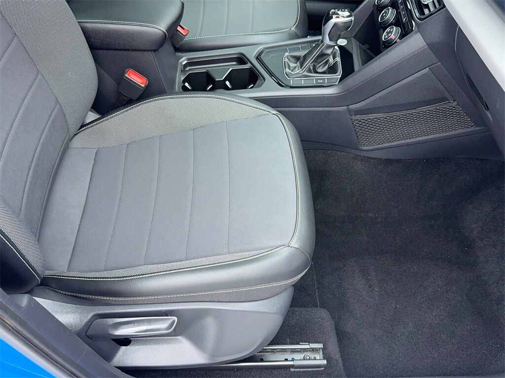 2023 Volkswagen Taos 1.5T SE CAM,PANO,HTD STS,BLIND SPOT,18&quot; WLS Plano TX