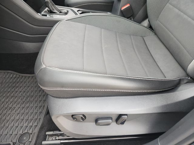 2023 Volkswagen Taos 1.5T SE Grapevine TX