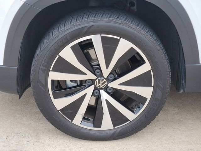 2023 Volkswagen Taos 1.5T SE Grapevine TX