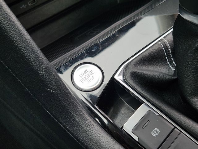 2023 Volkswagen Taos 1.5T SE Grapevine TX