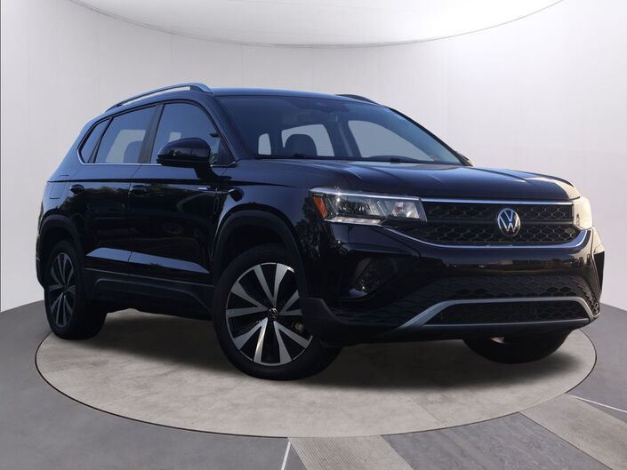2023 Volkswagen Taos 1.5T SE Oshkosh WI
