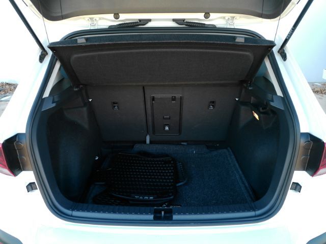 2023 Volkswagen Taos 1.5T SE Plano TX