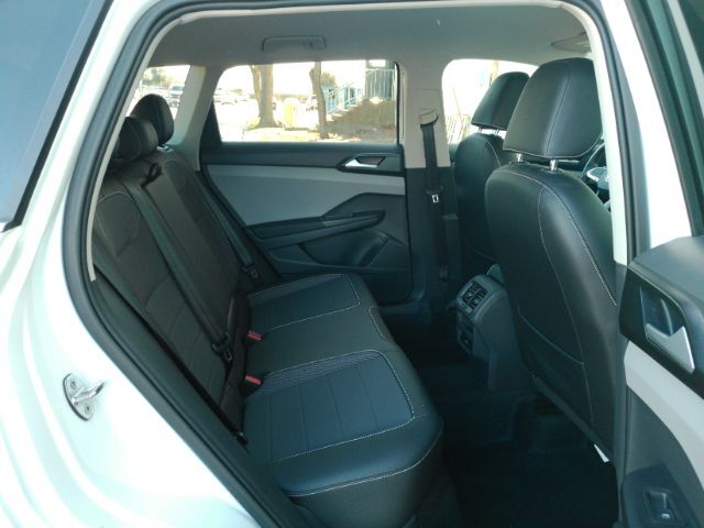 2023 Volkswagen Taos 1.5T SE Plano TX