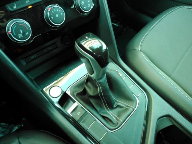 2023 Volkswagen Taos 1.5T SE Plano TX