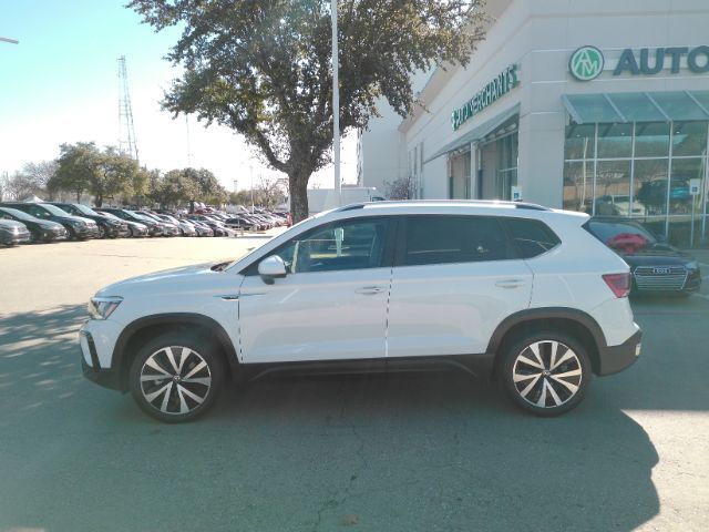 2023 Volkswagen Taos 1.5T SE Plano TX