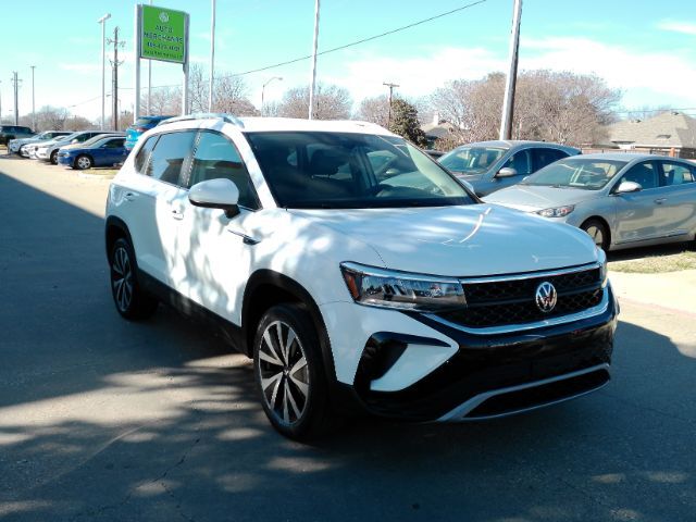 2023 Volkswagen Taos 1.5T SE Plano TX