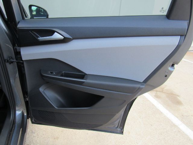 2023 Volkswagen Taos 1.5T SE Plano TX