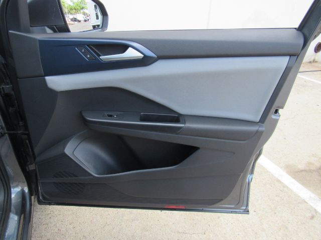 2023 Volkswagen Taos 1.5T SE Plano TX