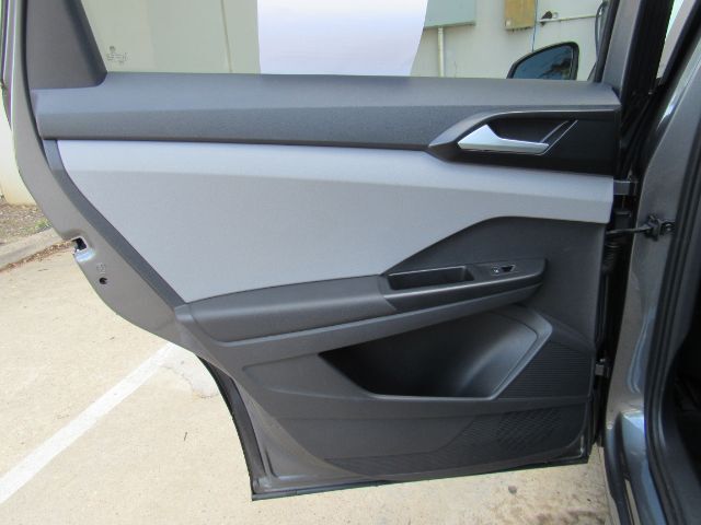 2023 Volkswagen Taos 1.5T SE Plano TX