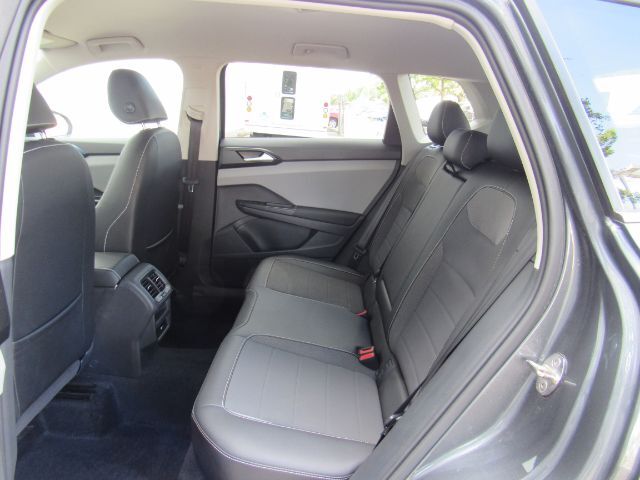 2023 Volkswagen Taos 1.5T SE Plano TX