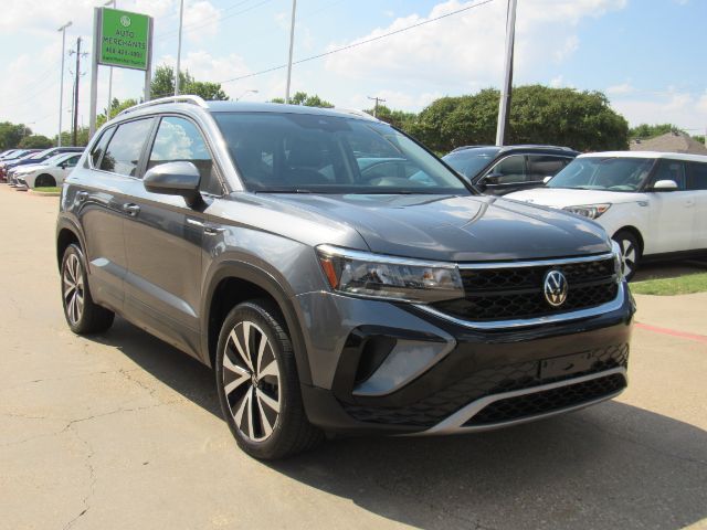 2023 Volkswagen Taos 1.5T SE Plano TX