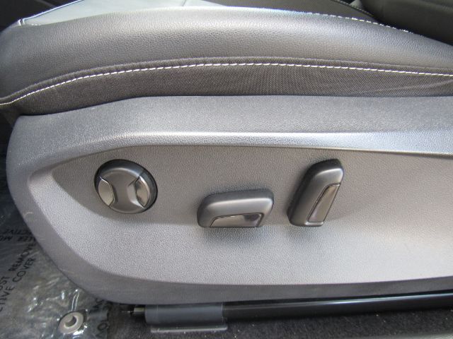 2023 Volkswagen Taos 1.5T SE Plano TX