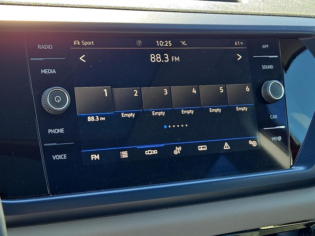 2023 Volkswagen Taos 1.5T SE Vineland NJ