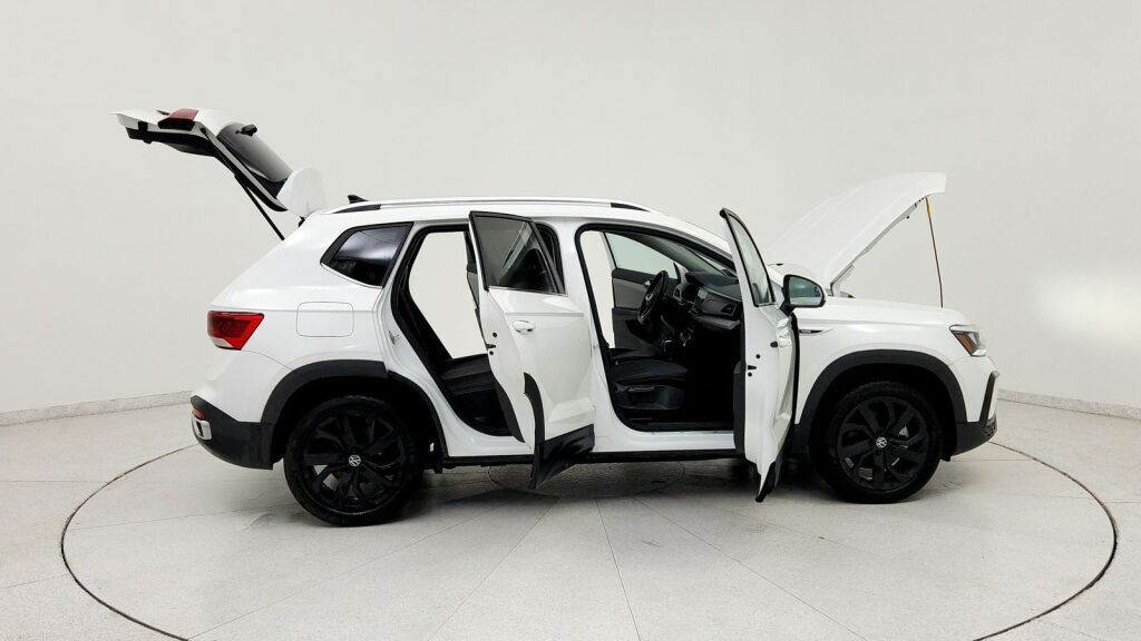 2023 Volkswagen Taos 1.5T SE Laurel MD