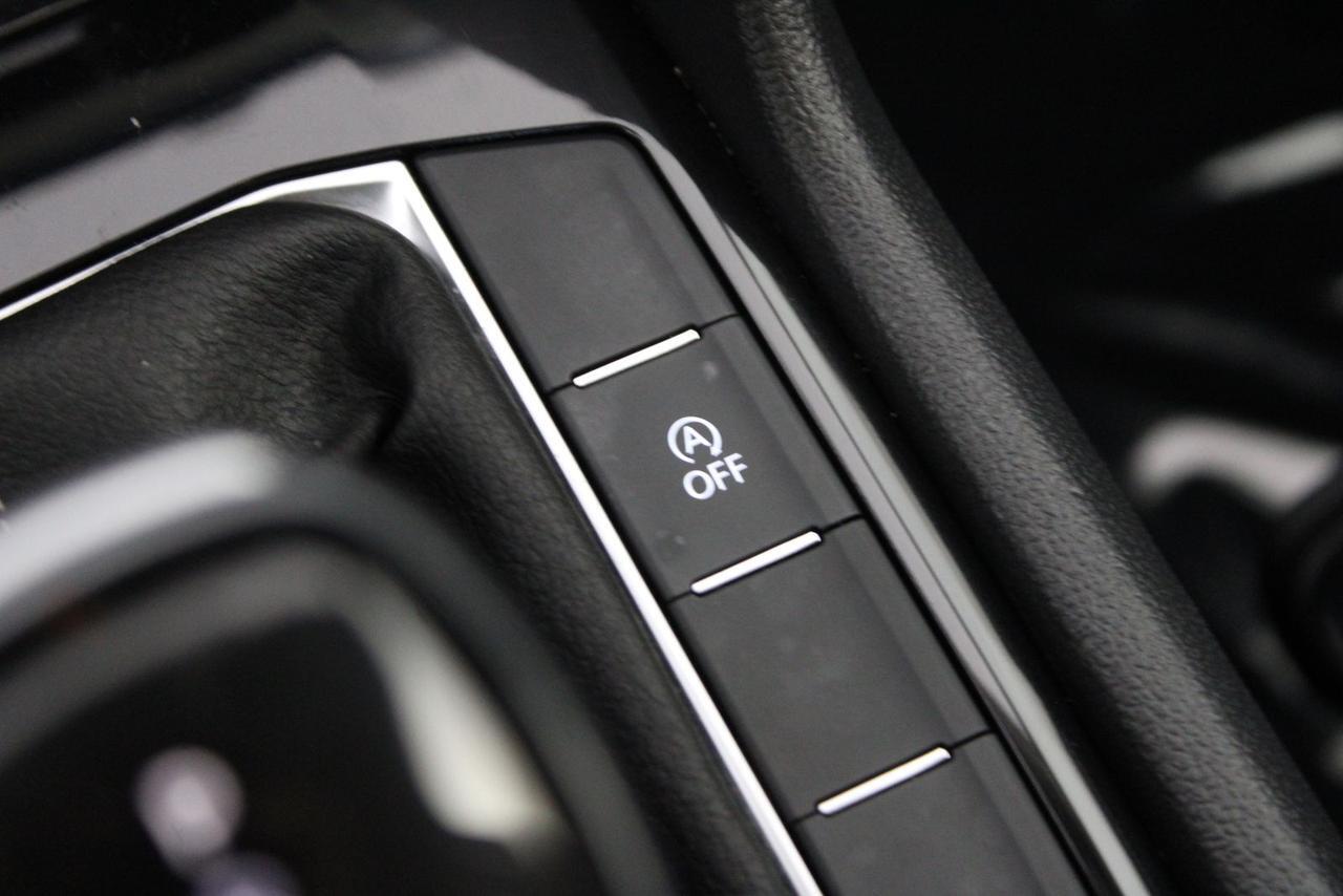 2023 Volkswagen Taos 1.5T SE Manassas VA
