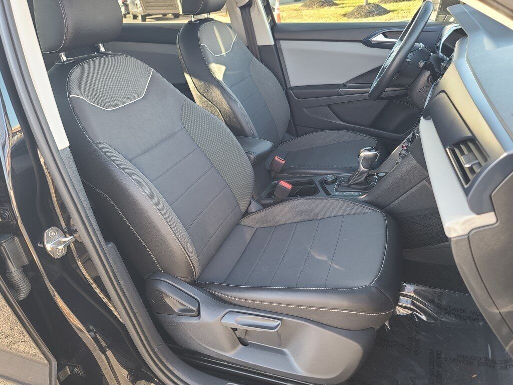 2023 Volkswagen Taos 1.5T SE Springfield VA