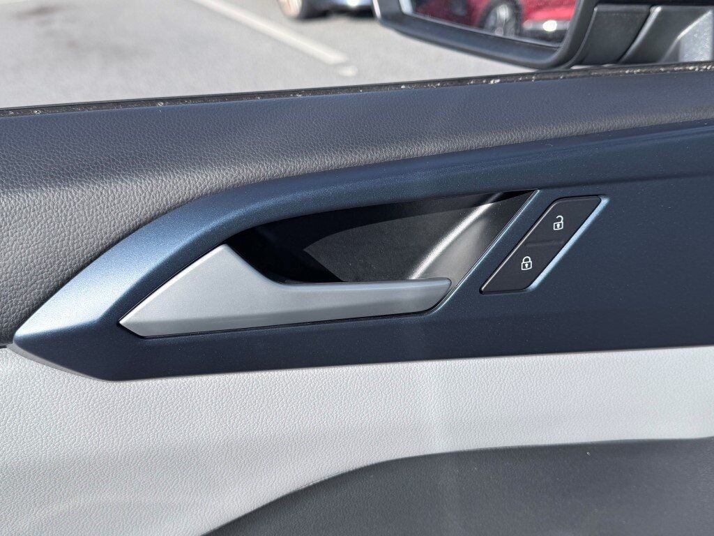 2023 Volkswagen Taos 1.5T SE Springfield VA