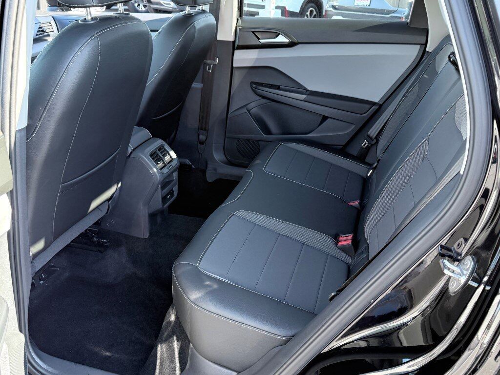 2023 Volkswagen Taos 1.5T SE Springfield VA