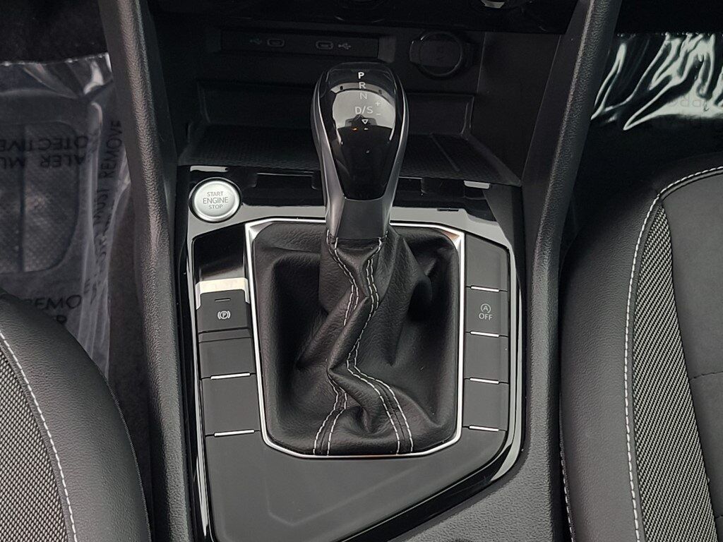 2023 Volkswagen Taos 1.5T SE Springfield VA