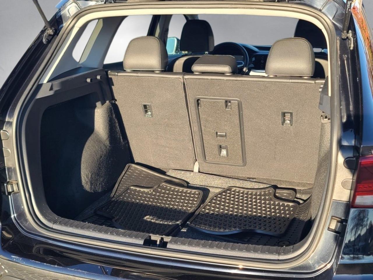 2023 Volkswagen Taos 1.5T SE Springfield VA