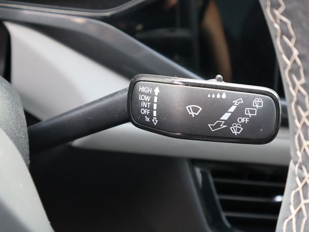 2023 Volkswagen Taos 1.5T SEL San Clemente CA