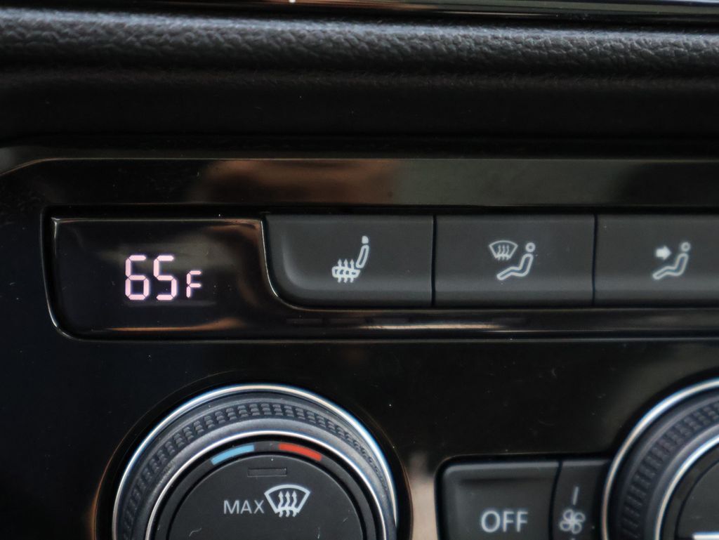 2023 Volkswagen Taos 1.5T SEL San Clemente CA