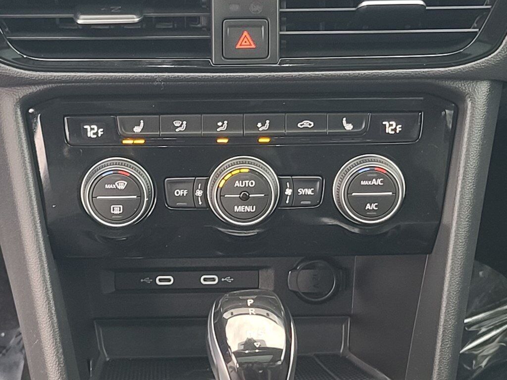 2023 Volkswagen Taos 1.5T SEL Springfield VA