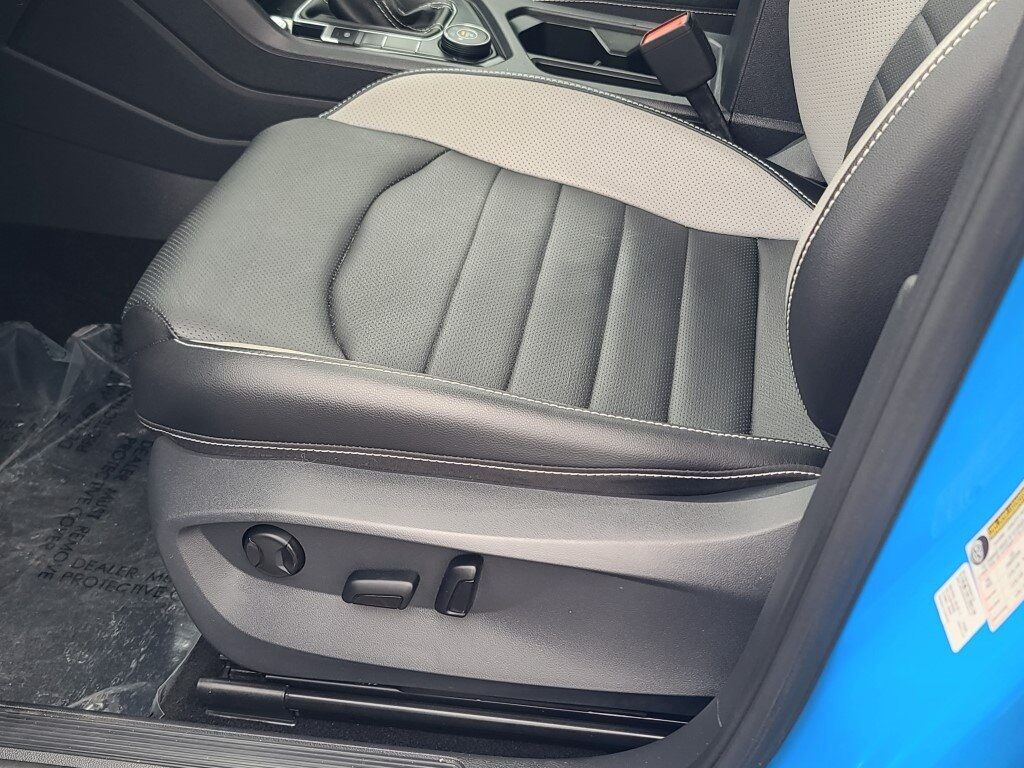 2023 Volkswagen Taos 1.5T SEL Springfield VA