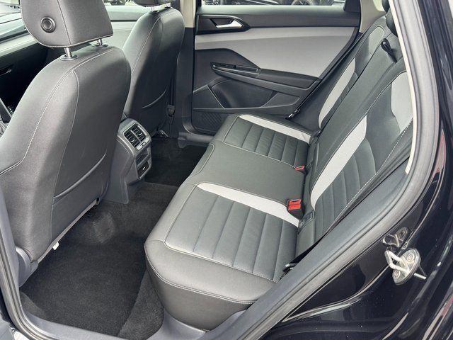 2023 Volkswagen Taos 1.5T SEL Springfield VA