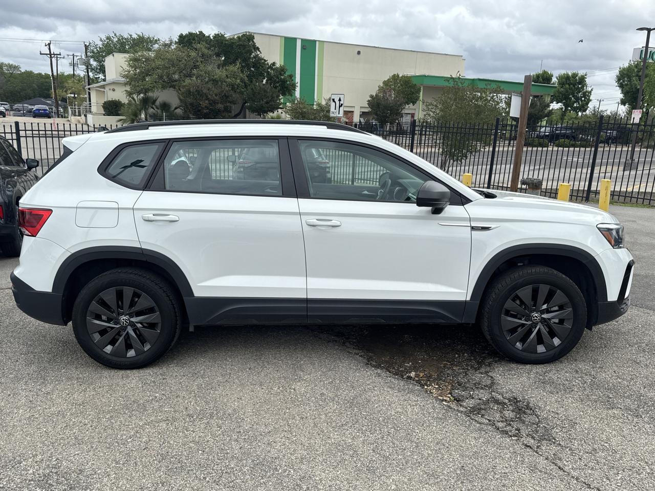 2023 Volkswagen Taos S