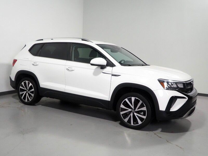 2023 Volkswagen Taos SE *ADAPTIVE CRUISE, SAFETY ALERTS, DIGITAL COCKPIT, BACKUP-CAMERA, COLOR TOUCHSCREEN, HEATED SEATS/STEERING, REMOTE START, KEYLESS ENTRY, WIRELESS CHARGING, ANDROID & APPLE