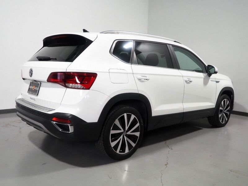 2023 Volkswagen Taos SE *ADAPTIVE CRUISE, SAFETY ALERTS, DIGITAL COCKPIT, BACKUP-CAMERA, COLOR TOUCHSCREEN, HEATED SEATS/STEERING, REMOTE START, KEYLESS ENTRY, WIRELESS CHARGING, ANDROID & APPLE Round Rock TX