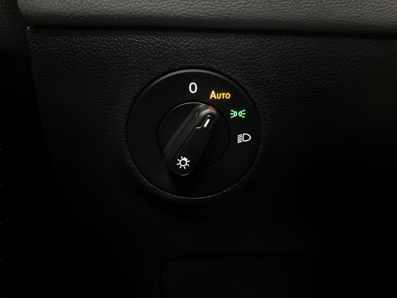 2023 Volkswagen Taos SE Appleton WI