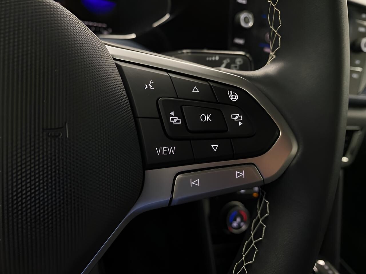 2023 Volkswagen Taos SE Appleton WI