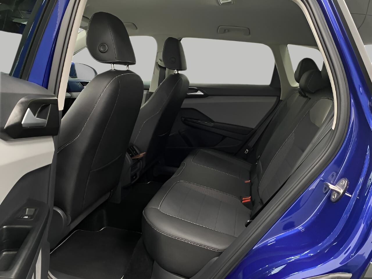 2023 Volkswagen Taos SE Appleton WI