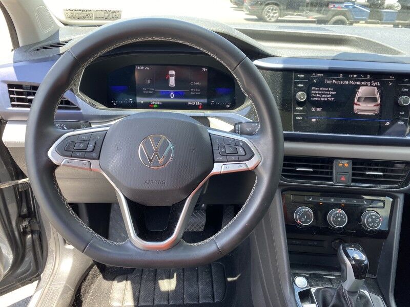 2023 Volkswagen Taos SE