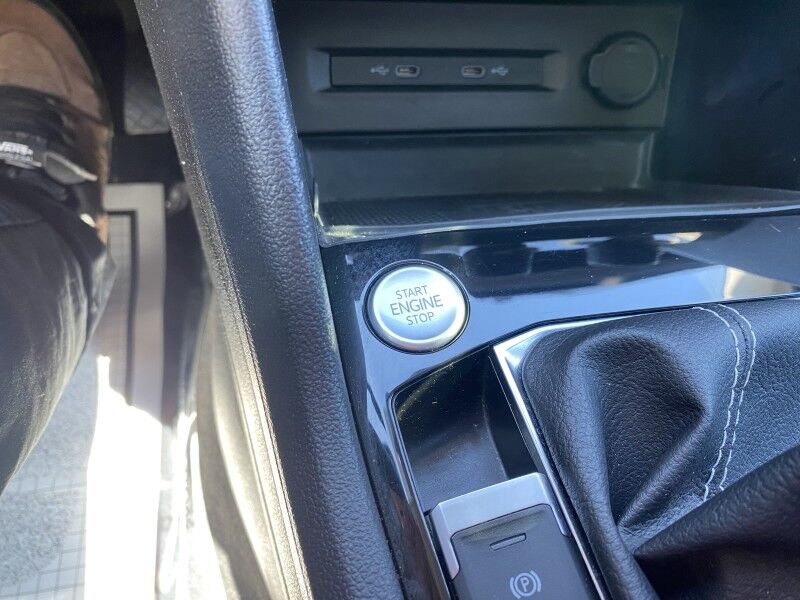 2023 Volkswagen Taos SE Springfield PA