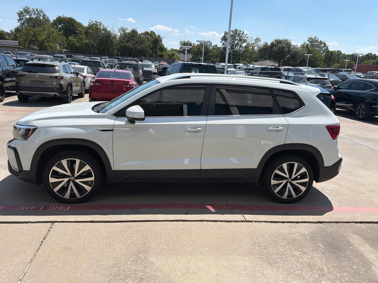 2023 Volkswagen Taos SE Hurst TX