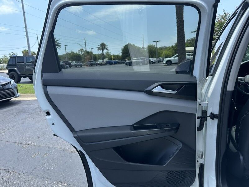 2023 Volkswagen Taos SE Jacksonville FL