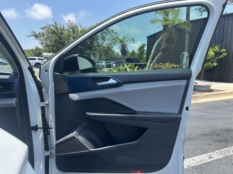 2023 Volkswagen Taos SE Jacksonville FL