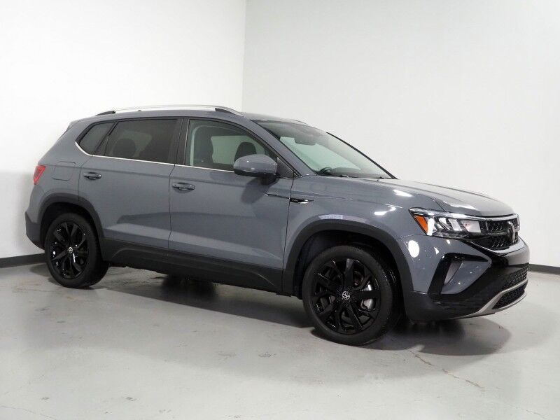 2023 Volkswagen Taos SE *PANORAMA MOONROOF, ADAPTIVE CRUISE, SAFETY ALERTS, DIGITAL COCKPIT, BACKUP-CAMERA, COLOR TOUCHSCREEN, HEATED SEATS/STEERING, REMOTE START, KEYLESS ENTRY, WIRELESS CHARGING, ANDROID & APPLE