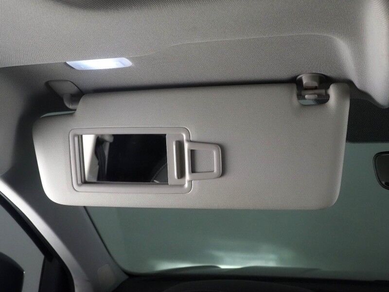 2023 Volkswagen Taos SE *PANORAMA MOONROOF, ADAPTIVE CRUISE, SAFETY ALERTS, DIGITAL COCKPIT, BACKUP-CAMERA, COLOR TOUCHSCREEN, HEATED SEATS/STEERING REMOTE START, KEYLESS ENTRY, WIRELESS CHARGING, ANDROID & APPLE Round Rock TX