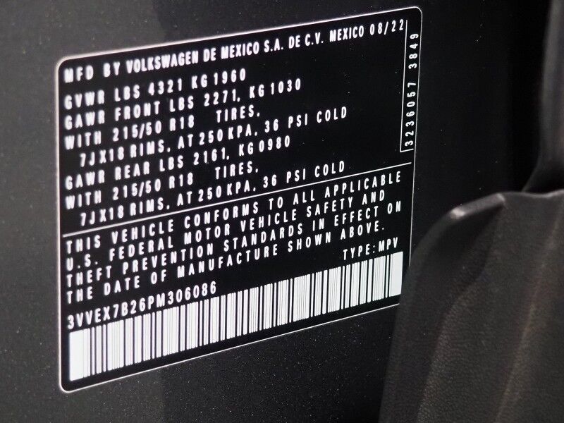 2023 Volkswagen Taos SE *PANORAMA MOONROOF, ADAPTIVE CRUISE, SAFETY ALERTS, DIGITAL COCKPIT, BACKUP-CAMERA, COLOR TOUCHSCREEN, HEATED SEATS/STEERING REMOTE START, KEYLESS ENTRY, WIRELESS CHARGING, ANDROID & APPLE Round Rock TX