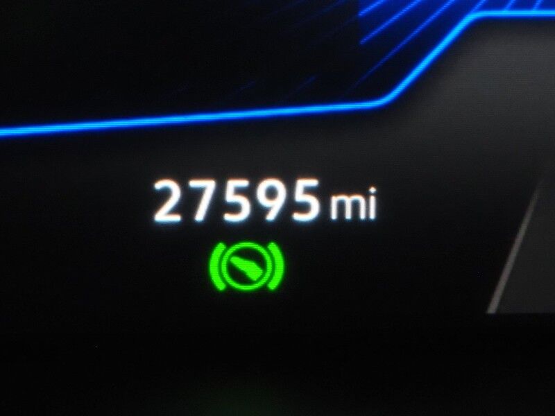 2023 Volkswagen Taos SE *PANORAMA MOONROOF, ADAPTIVE CRUISE, SAFETY ALERTS, DIGITAL COCKPIT, BACKUP-CAMERA, COLOR TOUCHSCREEN, HEATED SEATS/STEERING REMOTE START, KEYLESS ENTRY, WIRELESS CHARGING, ANDROID & APPLE Round Rock TX