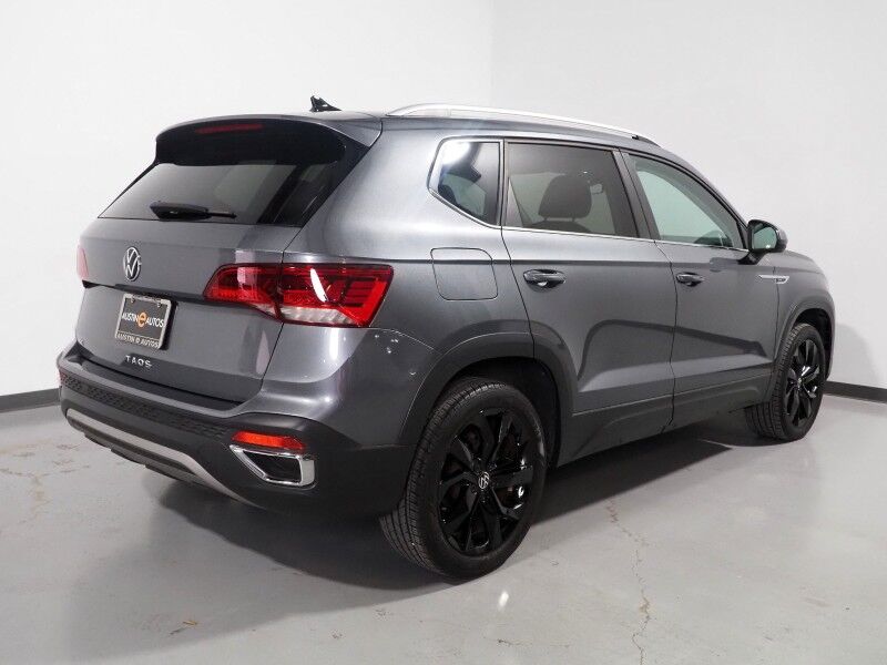 2023 Volkswagen Taos SE *PANORAMA MOONROOF, ADAPTIVE CRUISE, SAFETY ALERTS, DIGITAL COCKPIT, BACKUP-CAMERA, COLOR TOUCHSCREEN, HEATED SEATS/STEERING REMOTE START, KEYLESS ENTRY, WIRELESS CHARGING, ANDROID & APPLE Round Rock TX