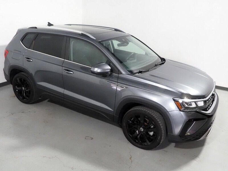 2023 Volkswagen Taos SE *PANORAMA MOONROOF, ADAPTIVE CRUISE, SAFETY ALERTS, DIGITAL COCKPIT, BACKUP-CAMERA, COLOR TOUCHSCREEN, HEATED SEATS/STEERING REMOTE START, KEYLESS ENTRY, WIRELESS CHARGING, ANDROID & APPLE Round Rock TX