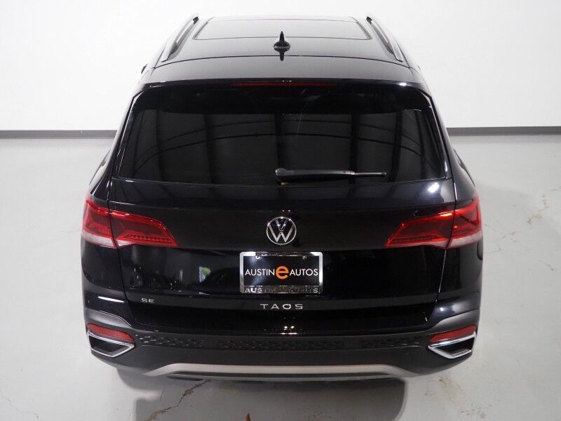 2023 Volkswagen Taos SE *PANORAMA MOONROOF, ADAPTIVE CRUISE, SAFETY ALERTS, DIGITAL COCKPIT, BACKUP-CAMERA, COLOR TOUCHSCREEN, HEATED SEATS/STEERING, REMOTE START, KEYLESS ENTRY, WIRELESS CHARGING, ANDROID & APPLE Round Rock TX