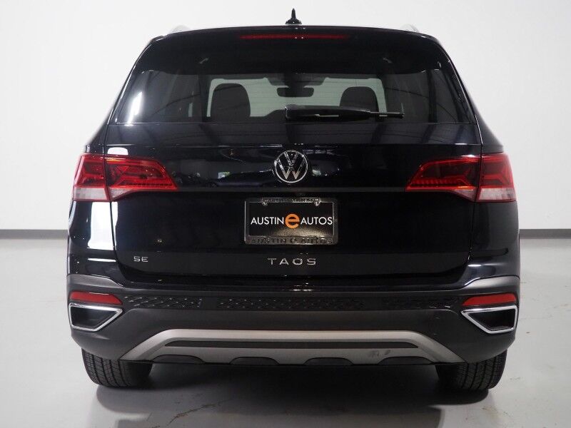 2023 Volkswagen Taos SE *PANORAMA MOONROOF, ADAPTIVE CRUISE, SAFETY ALERTS, DIGITAL COCKPIT, BACKUP-CAMERA, COLOR TOUCHSCREEN, HEATED SEATS/STEERING, REMOTE START, KEYLESS ENTRY, WIRELESS CHARGING, ANDROID & APPLE Round Rock TX
