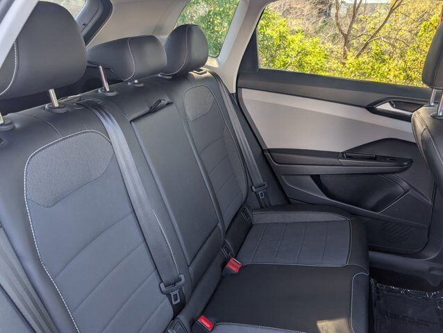 2023 Volkswagen Taos SE Roseville CA